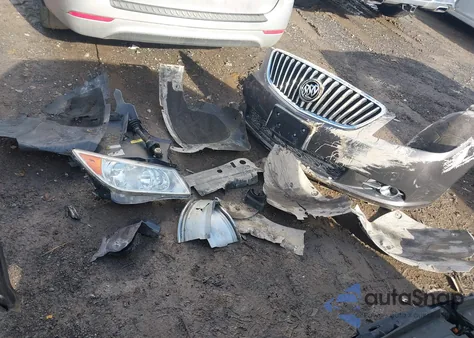 2013 Buick Lacrosse Leather Group из США, поврежденный, VIN 1G4GC5E34DF265072